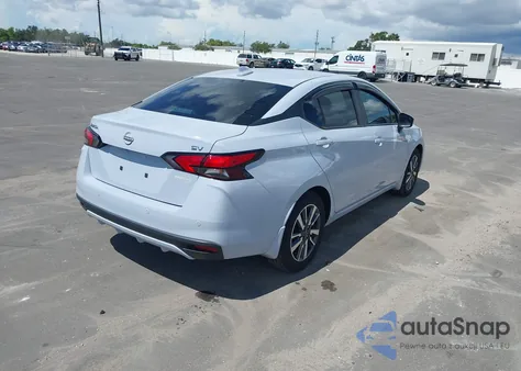 2024 Nissan Versa 1.6 Sv z USA, uszkodzony, nr VIN 3N1CN8EVXRL871475